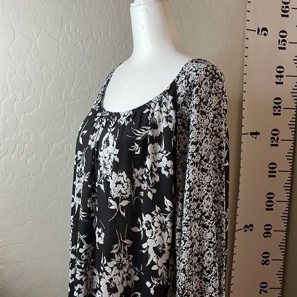 CROFT & Barrow Black & White Floral Print Blouse Sheer Fabric Long Sleeves SZ 2X - Picture 4 of 12